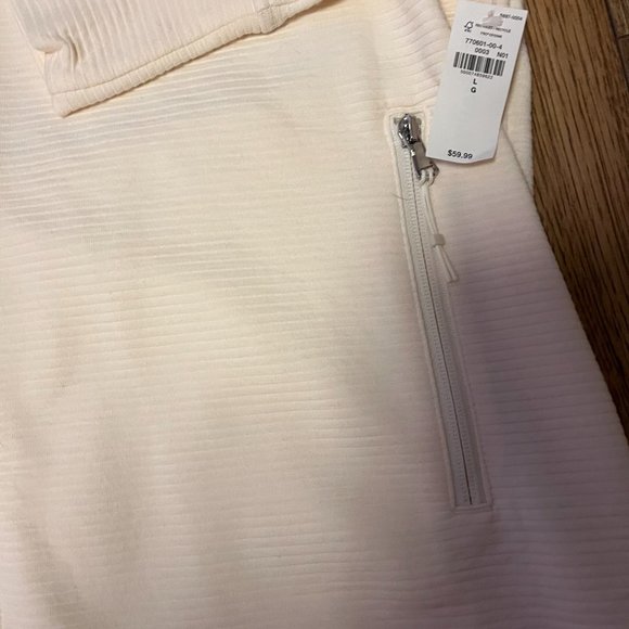 NWT Old Navy Active Sweater (large) - Picture 2 of 2